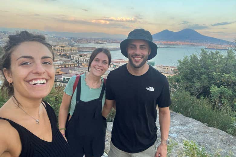Vue sur Naples depuis les collines