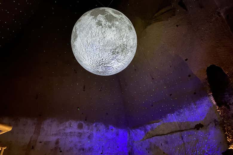 Représentation de la lune au musée dell'Acqua