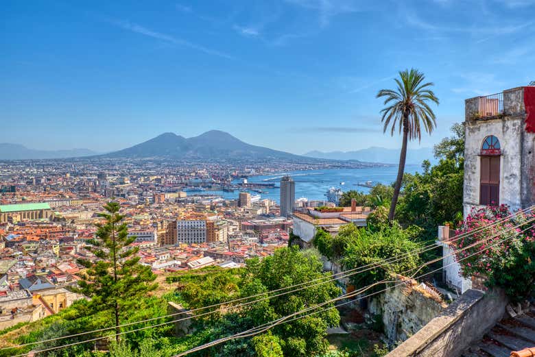 Vue panoramique sur Naples depuis la colline de Vomero