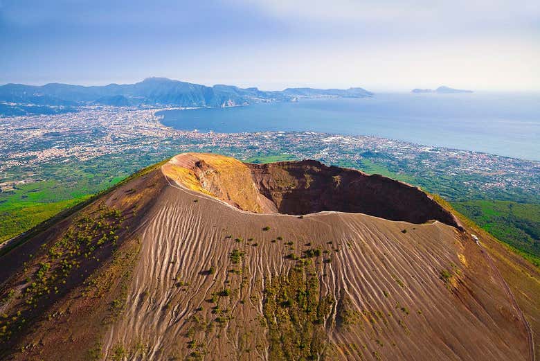 Le Vésuve est le volcan le plus célèbre du sud de l'Italie